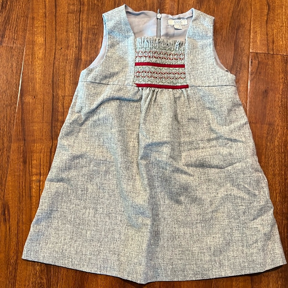 Zara kids holiday dress. Size 3